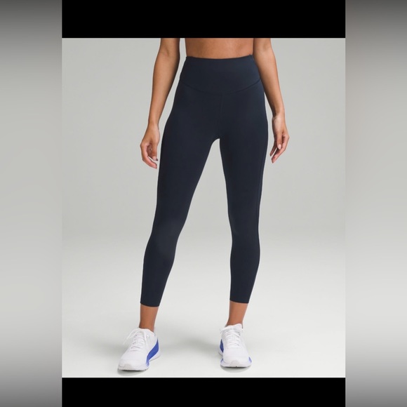 Base Pace HR Tight 25" TRNV 2
Color: True Navy
Size: 2 - Picture 2 of 6